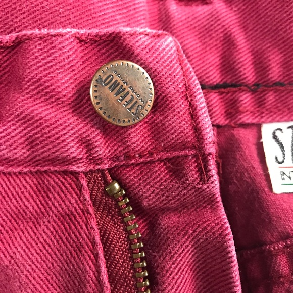 SOLD- Vintage High-Waisted Red Jeans - Picture 9 of 10